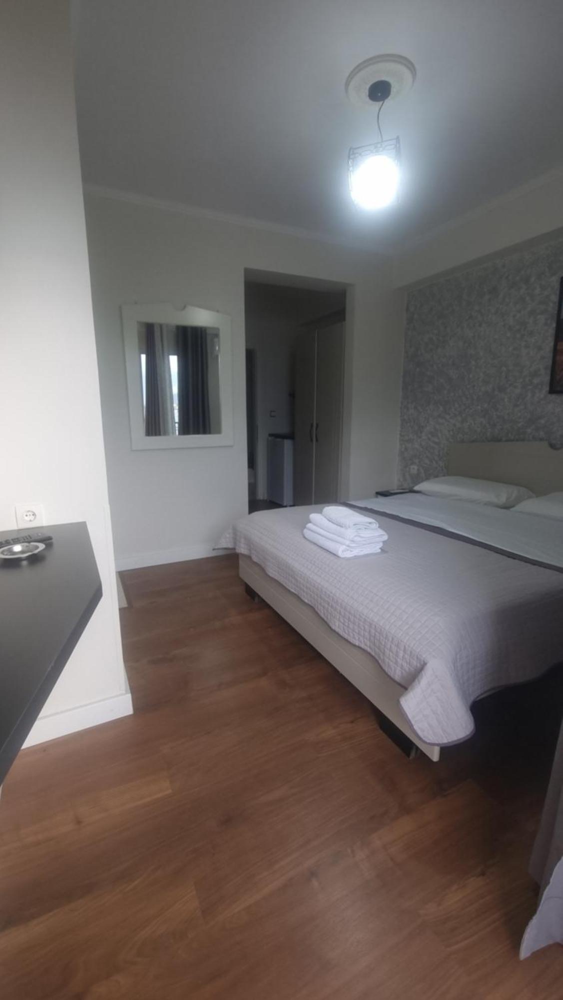 Hotel Klironomi Sarande Ngoại thất bức ảnh