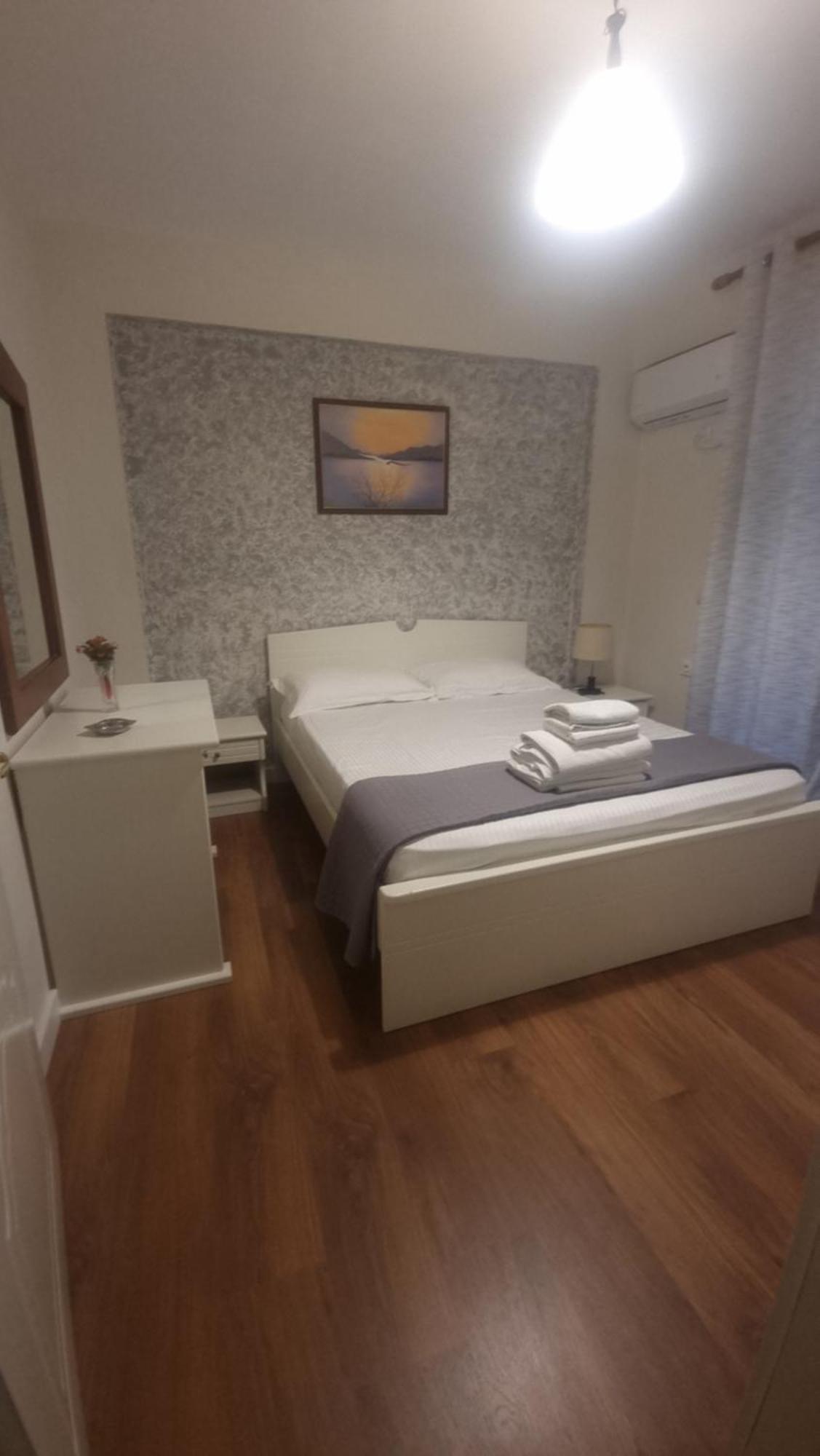 Hotel Klironomi Sarande Ngoại thất bức ảnh