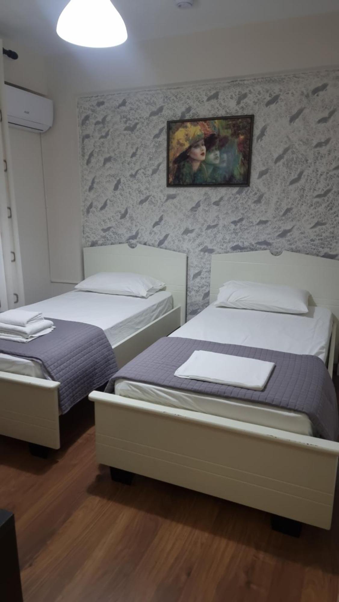 Hotel Klironomi Sarande Ngoại thất bức ảnh