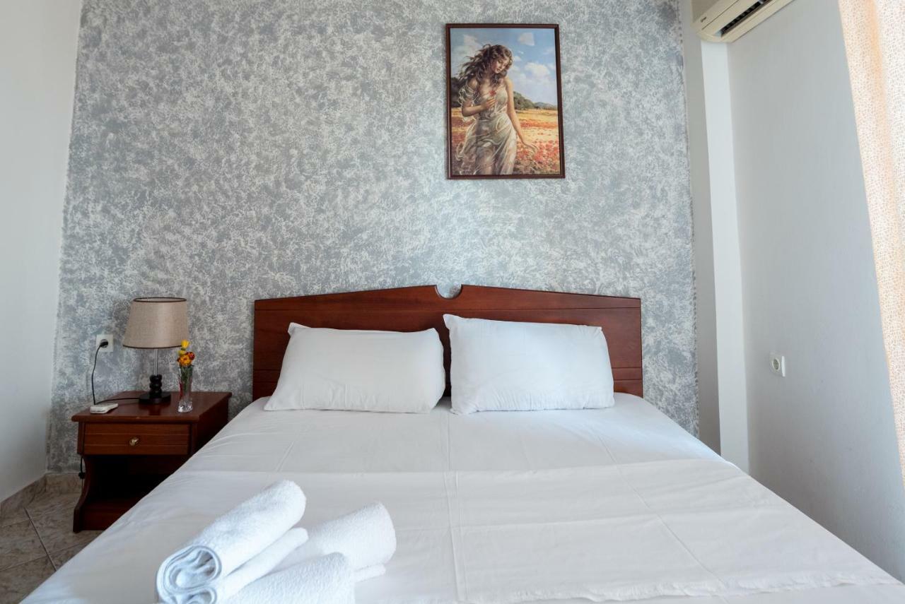 Hotel Klironomi Sarande Ngoại thất bức ảnh