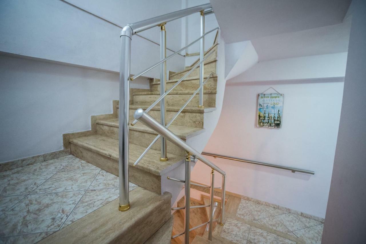 Hotel Klironomi Sarande Ngoại thất bức ảnh
